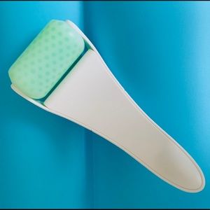 Ice Roller
